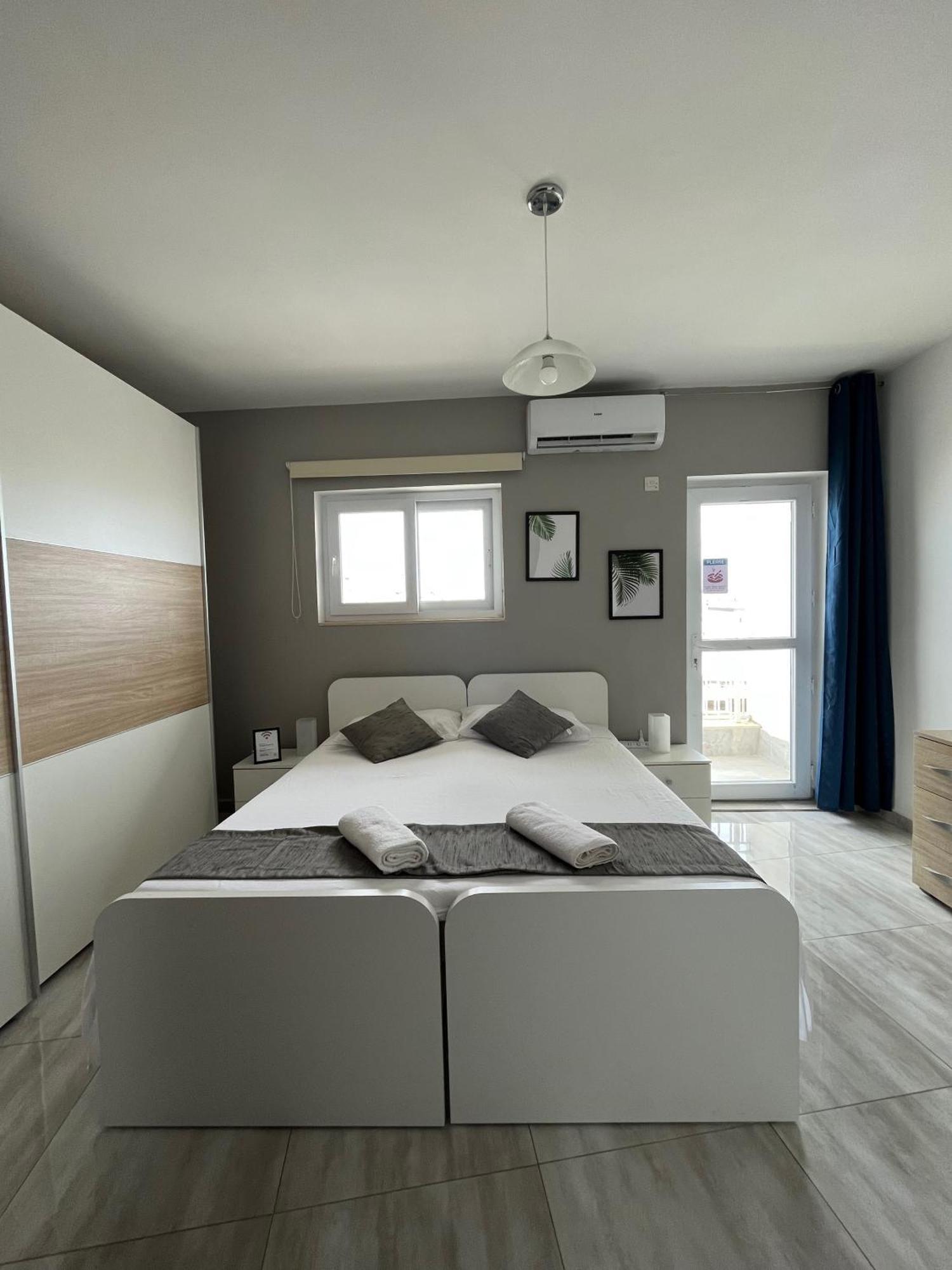 F3 Modern And Bright In Malta Msida