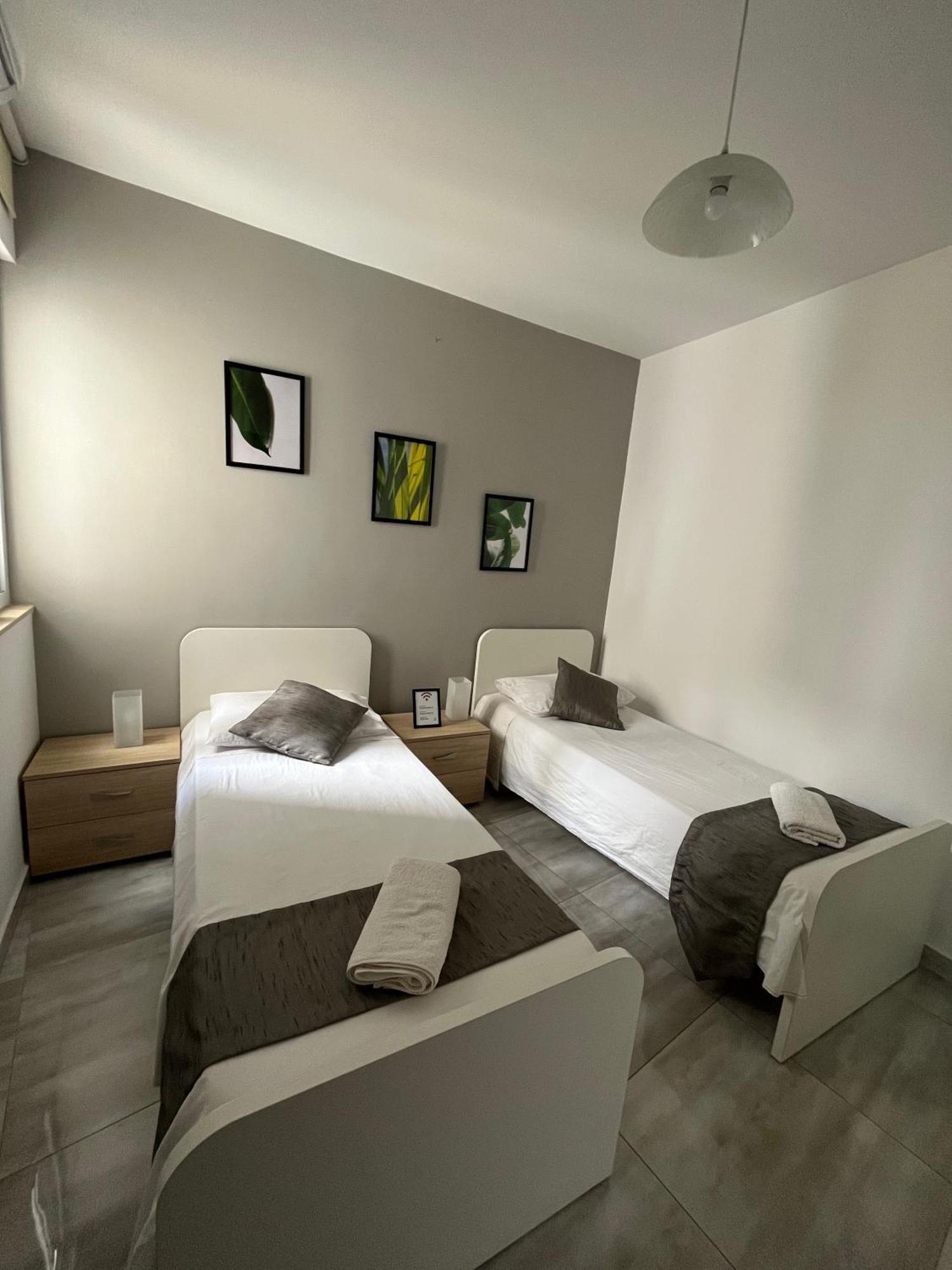 F3 Modern And Bright In Malta Apartment